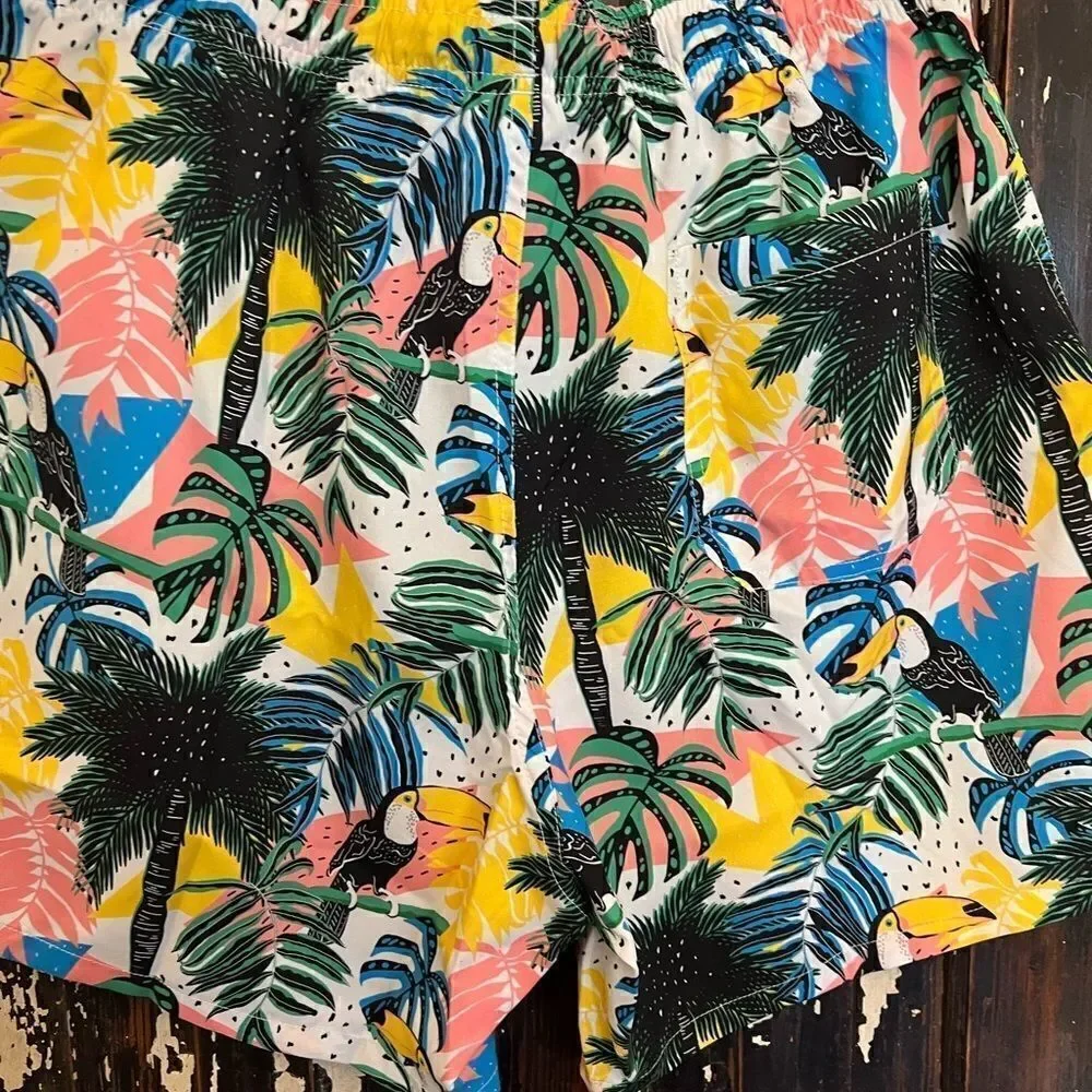 NWT Dolfin Uglies Board Shorts. Toucan tropical paradise. Size M.